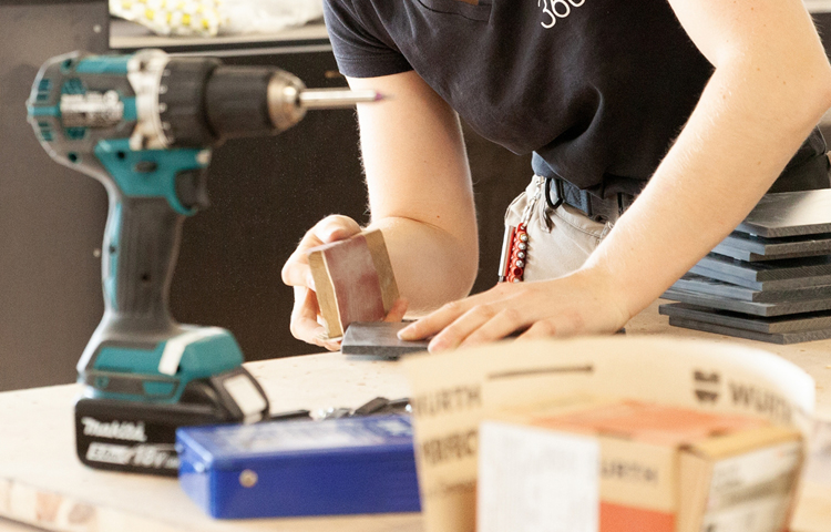 Handwerker mit Werkzeug